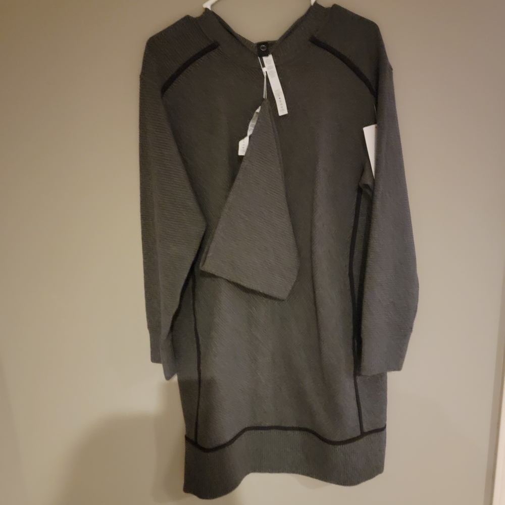 Lululemon Athletica Dark Green Top